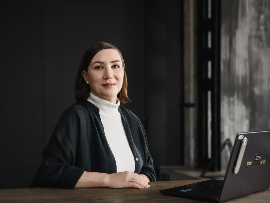 Обухова Анна